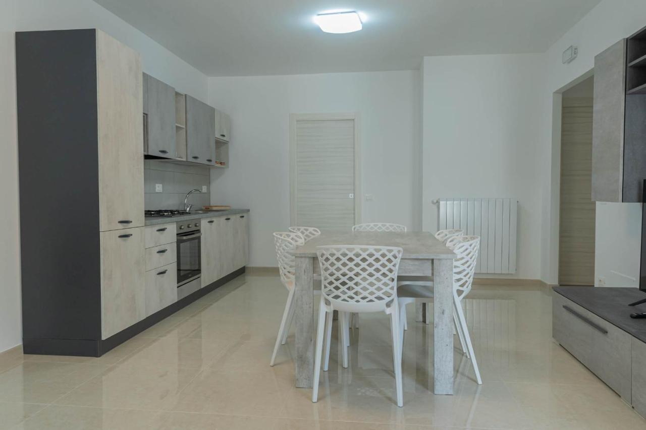 Raganzino Apartment Pozzallo - New Building Kültér fotó